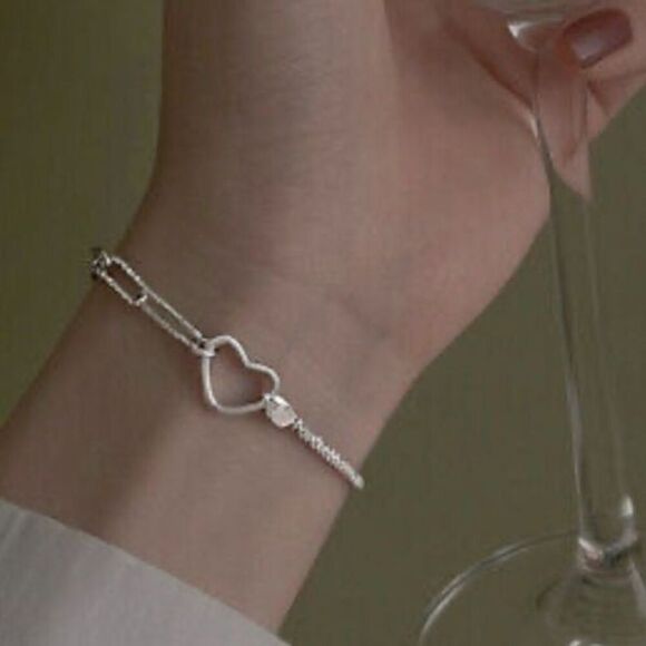 The Multimedia Dainty Heart link pendant bracelet in 925 silver. - Picture 6 of 12